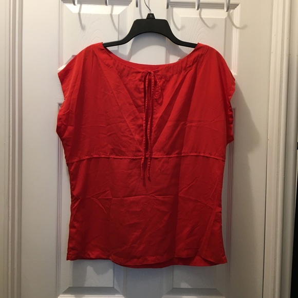 Old Navy Blouse - Picture 3 of 4